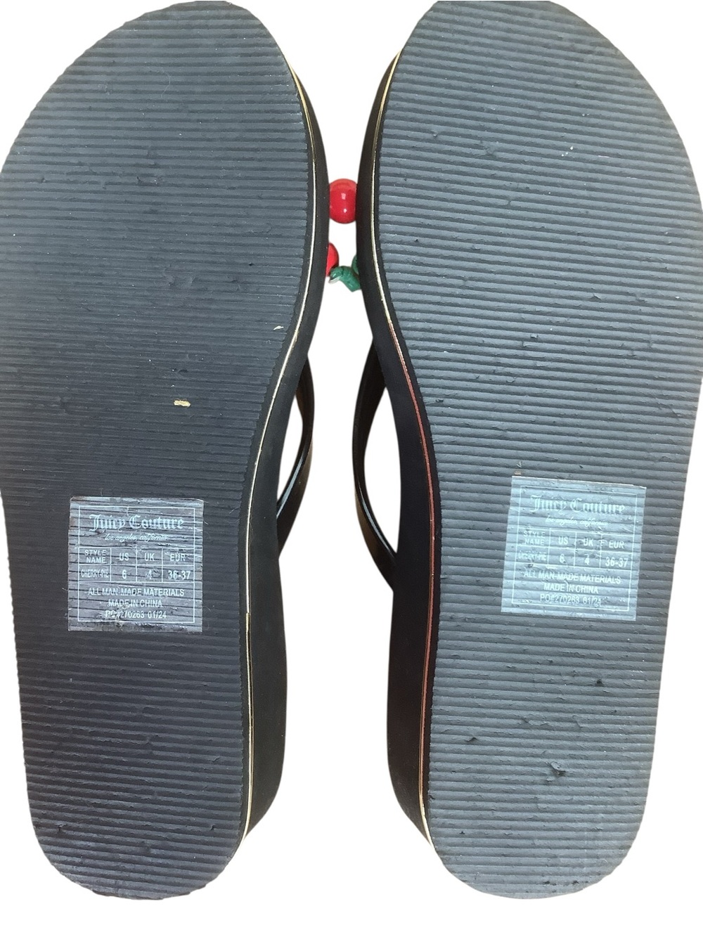 Juicy Couture Cherry Print Platform Flip Flops Size 6 Y2K Glam Wedge Sandals - Picture 6 of 6